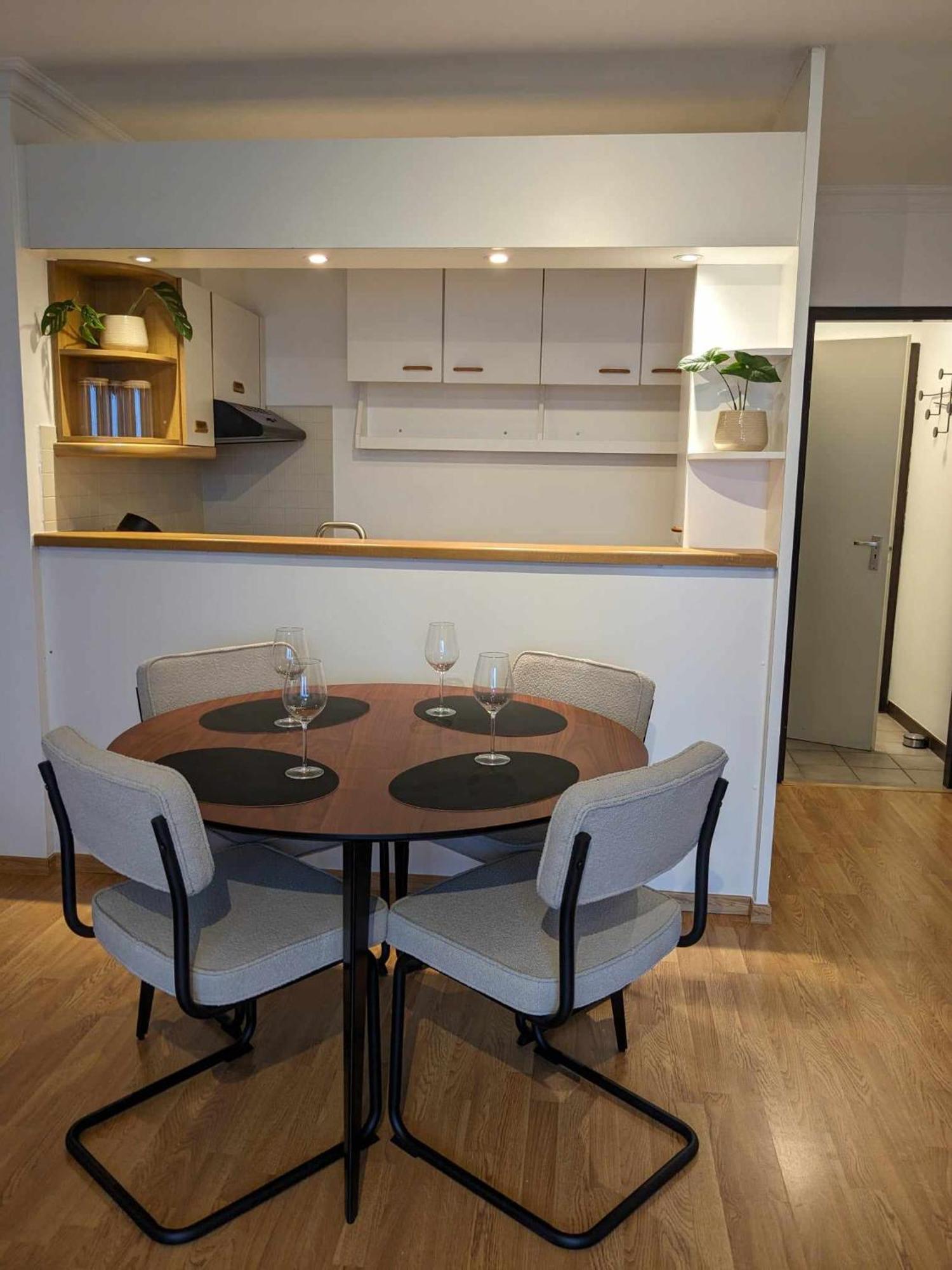 Vista Linda, Leuk Appartement Vlak Bij Zeedijk En Strand أوستيند المظهر الخارجي الصورة